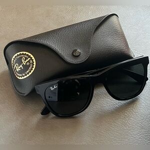 RayBan Sunglasses - RB4184 (Unisex)